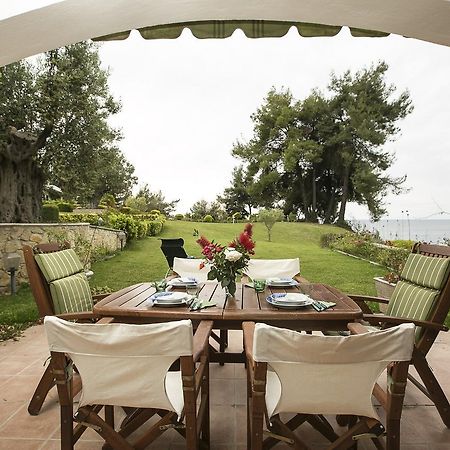 Blue Crab, Beachfront House In Kalandra #Feelslikehome Chaniotis Exterior foto