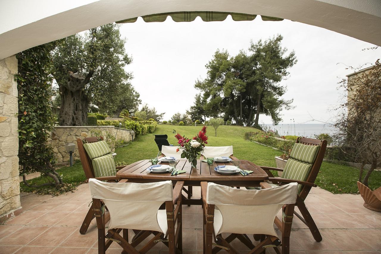 Blue Crab, Beachfront House In Kalandra #Feelslikehome Chaniotis Exterior foto