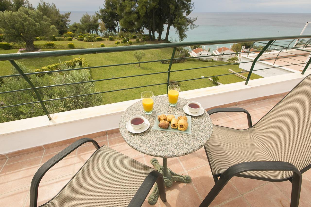 Blue Crab, Beachfront House In Kalandra #Feelslikehome Chaniotis Exterior foto